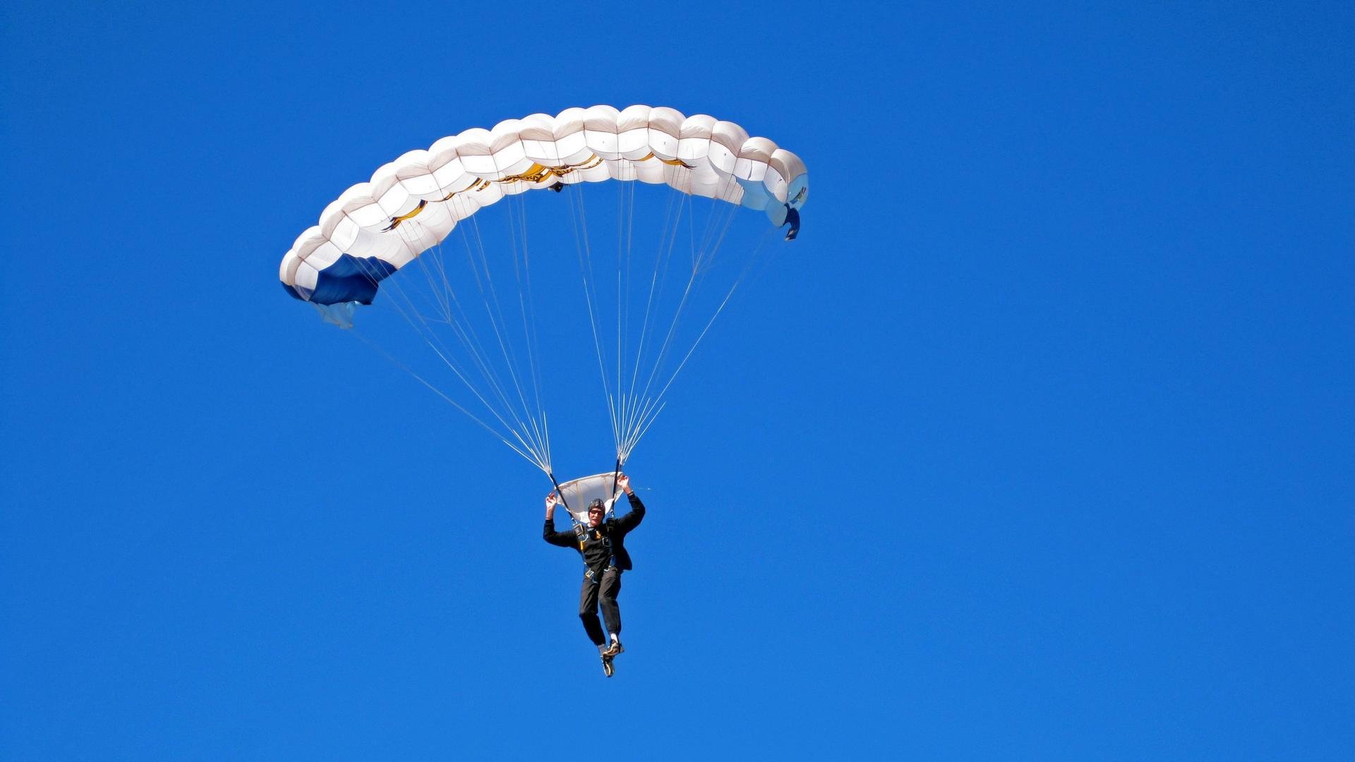 德约传奇续写网坛震撼，SKT新章崛起，竞技精神的永恒交响，续写传奇与王者新章，竞技世界的永恒交响